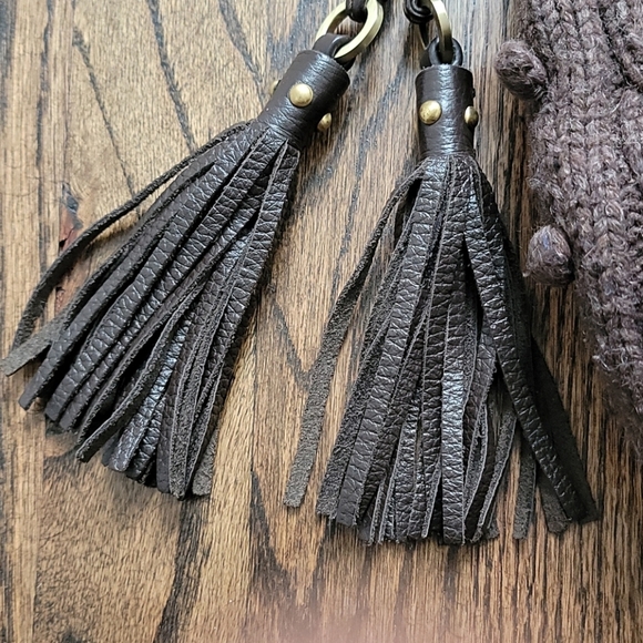 Rafe Cable Knit Hobo - Picture 5 of 10